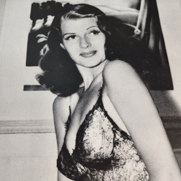 1972 VTG Magazine Illustration 10"x13.5" Rita Hayworth Old Hollywood Pinup Art - Picture 3 of 6